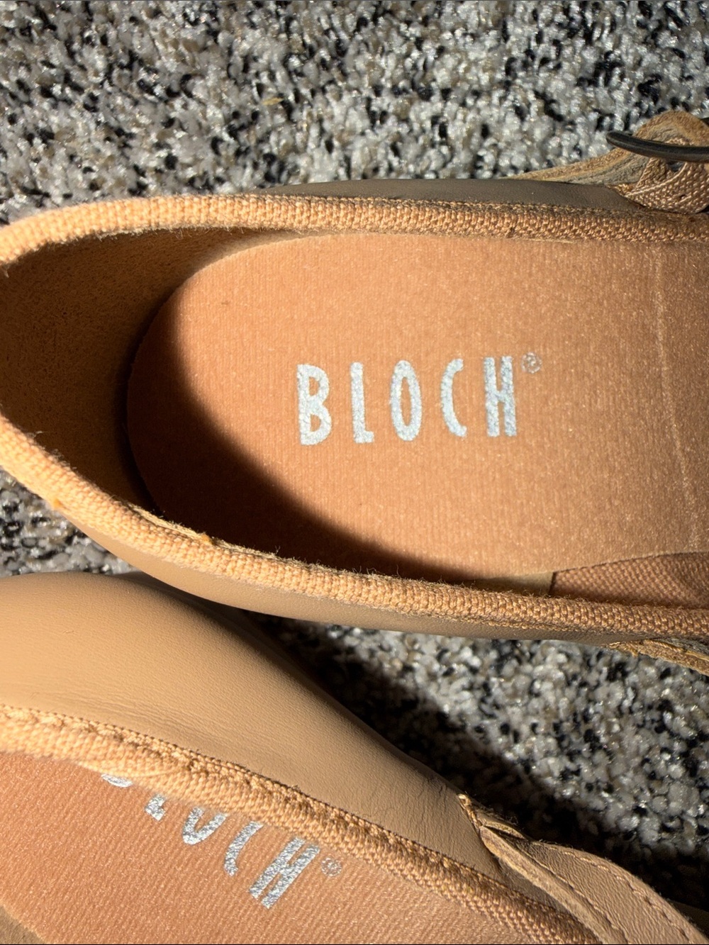 Bloch Tap Dance Shoes Women’s Size 8 Tan Mary Jane’s - Picture 6 of 7